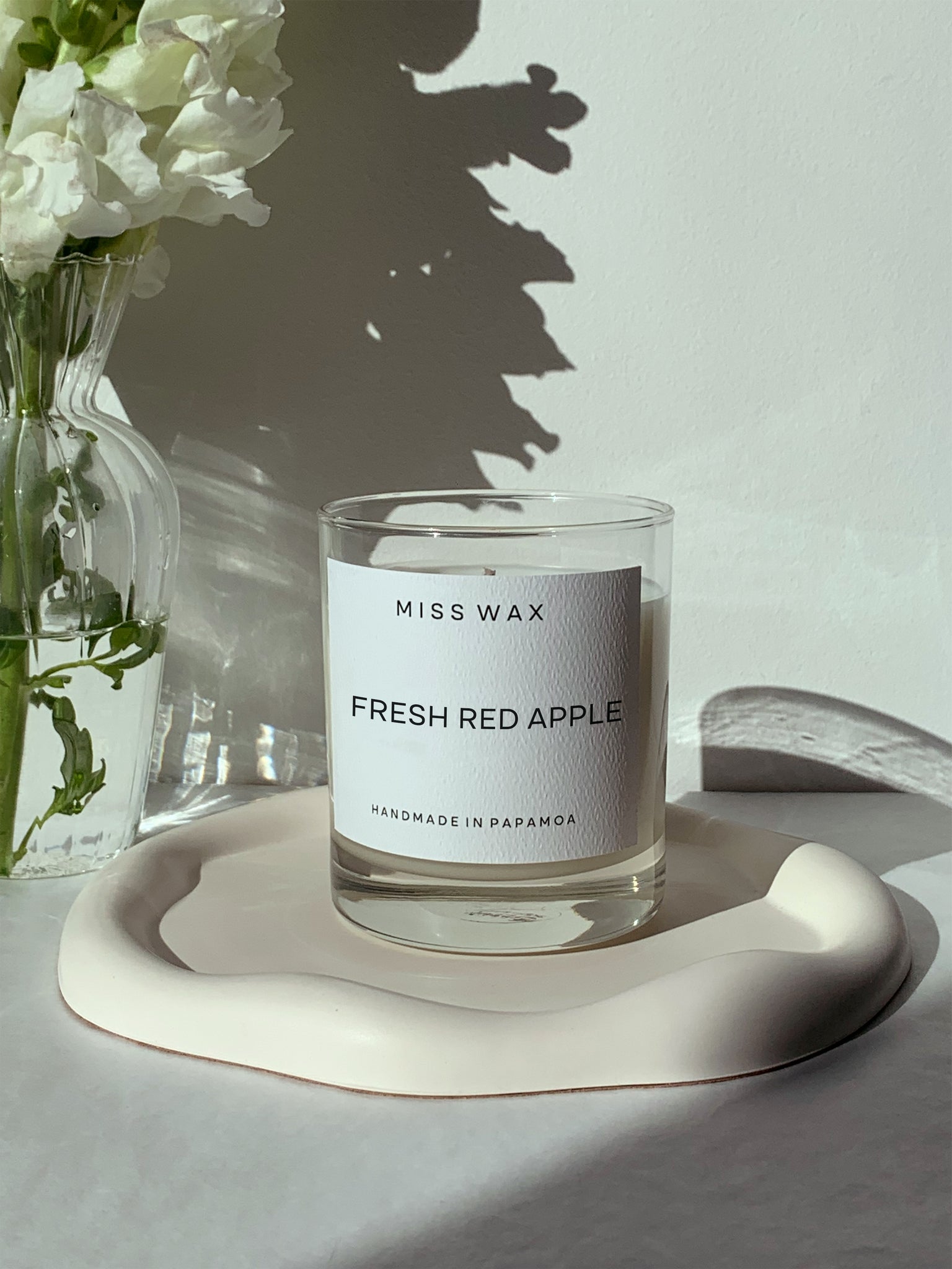 FRESH RED APPLE MINI - SCENT OF THE MONTH